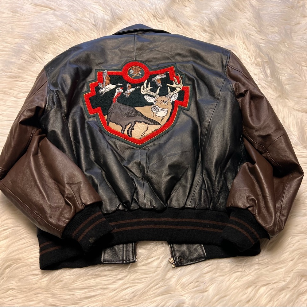 Vintage North American hunting club NAHC Leather Jacket with textured Deer Patch
